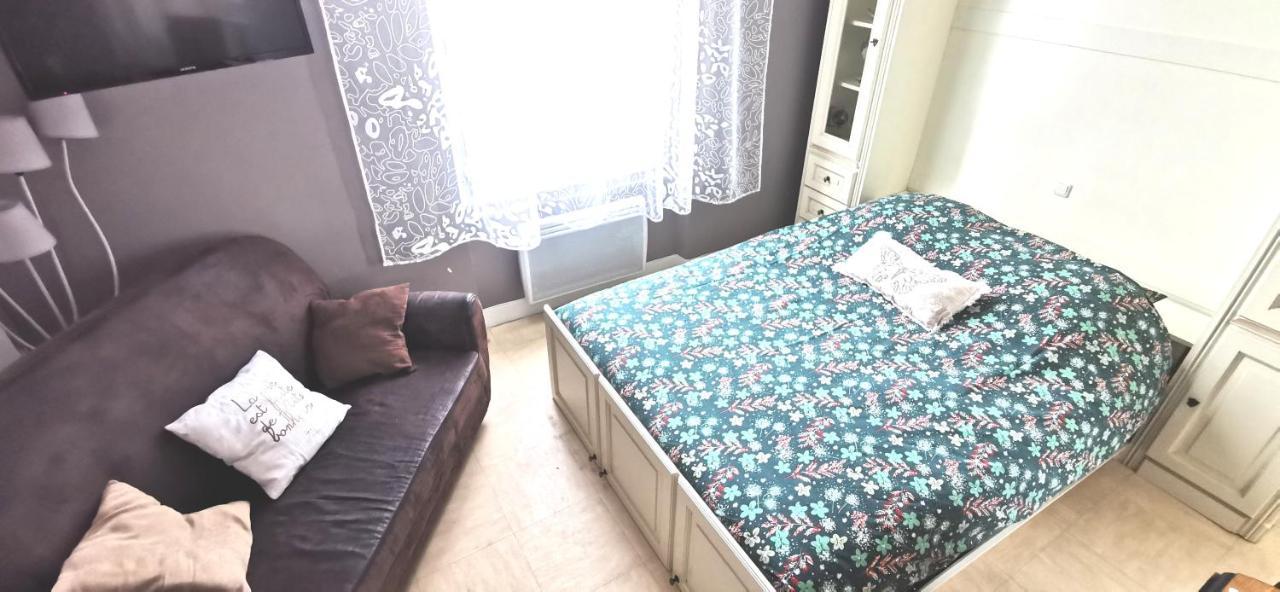 Studio Dans Charmante Batisse De Maitre Compiegnoise Compiègne Eksteriør bilde
